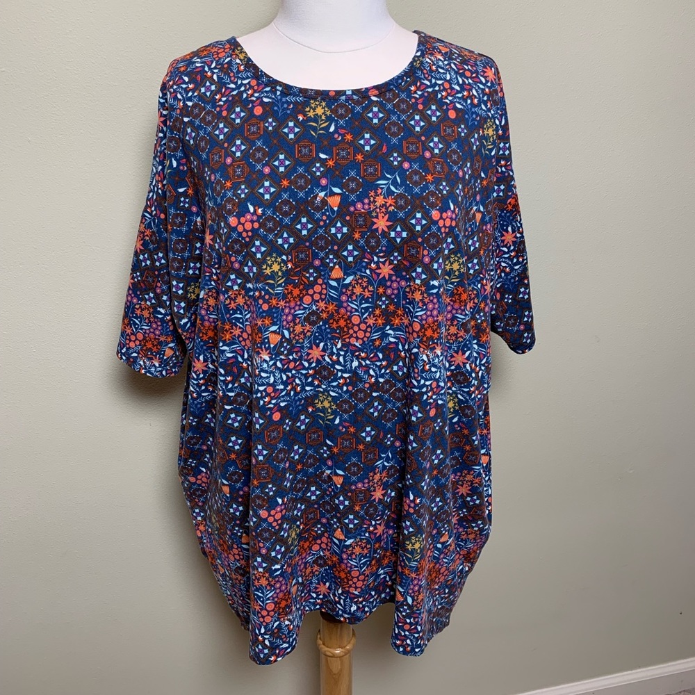 LulaRoe Irma Tunic